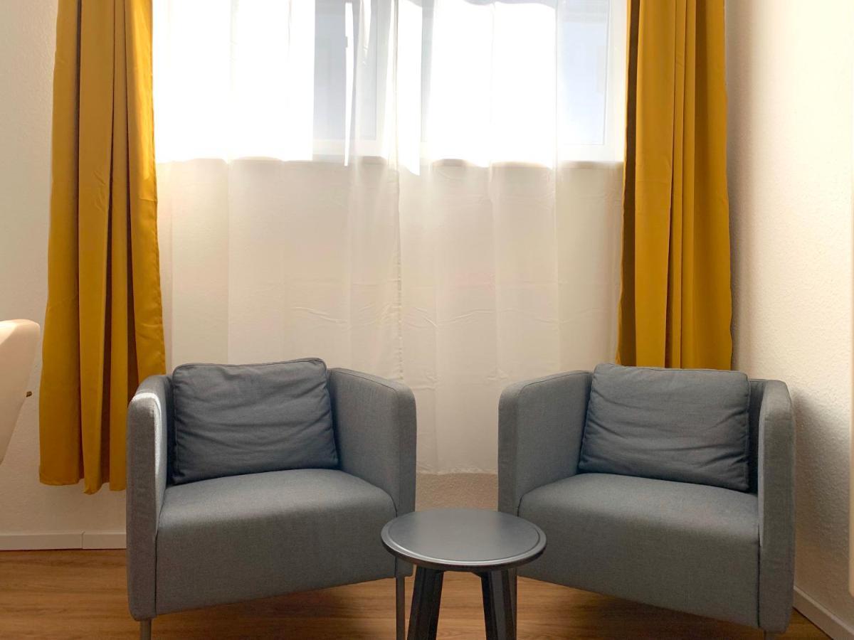 Alles Komplett - 2 Schlafzimmer, Grosse Kueche, Bad Köln Exterior foto