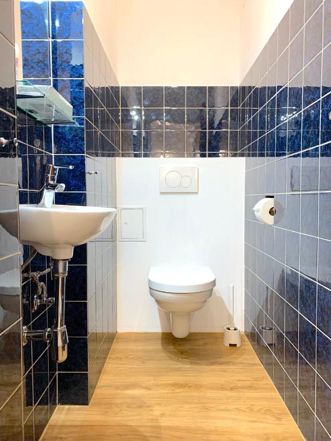 Alles Komplett - 2 Schlafzimmer, Grosse Kueche, Bad Köln Exterior foto